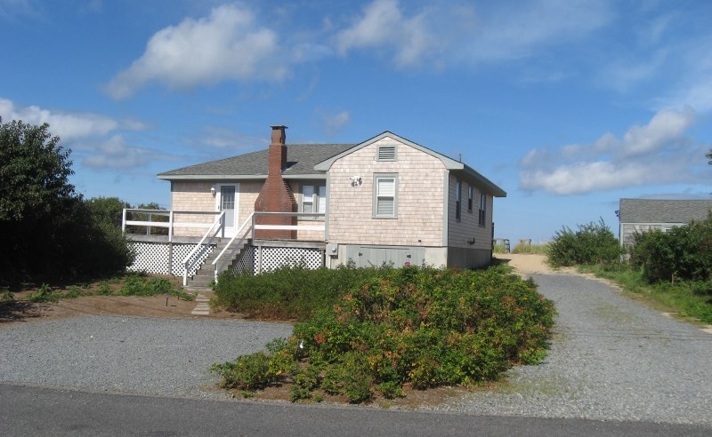 On Cape Cod, why are so many vacation rentals empty?